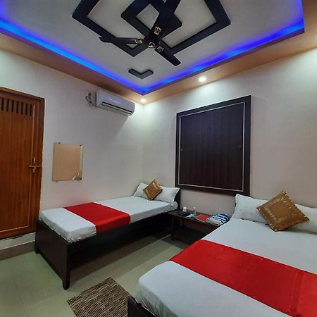 Hotel Shakuntla Palace - 400 Meters Away From Vishnu Pad Temple 7 Mins Walk Gaya Bagian luar foto